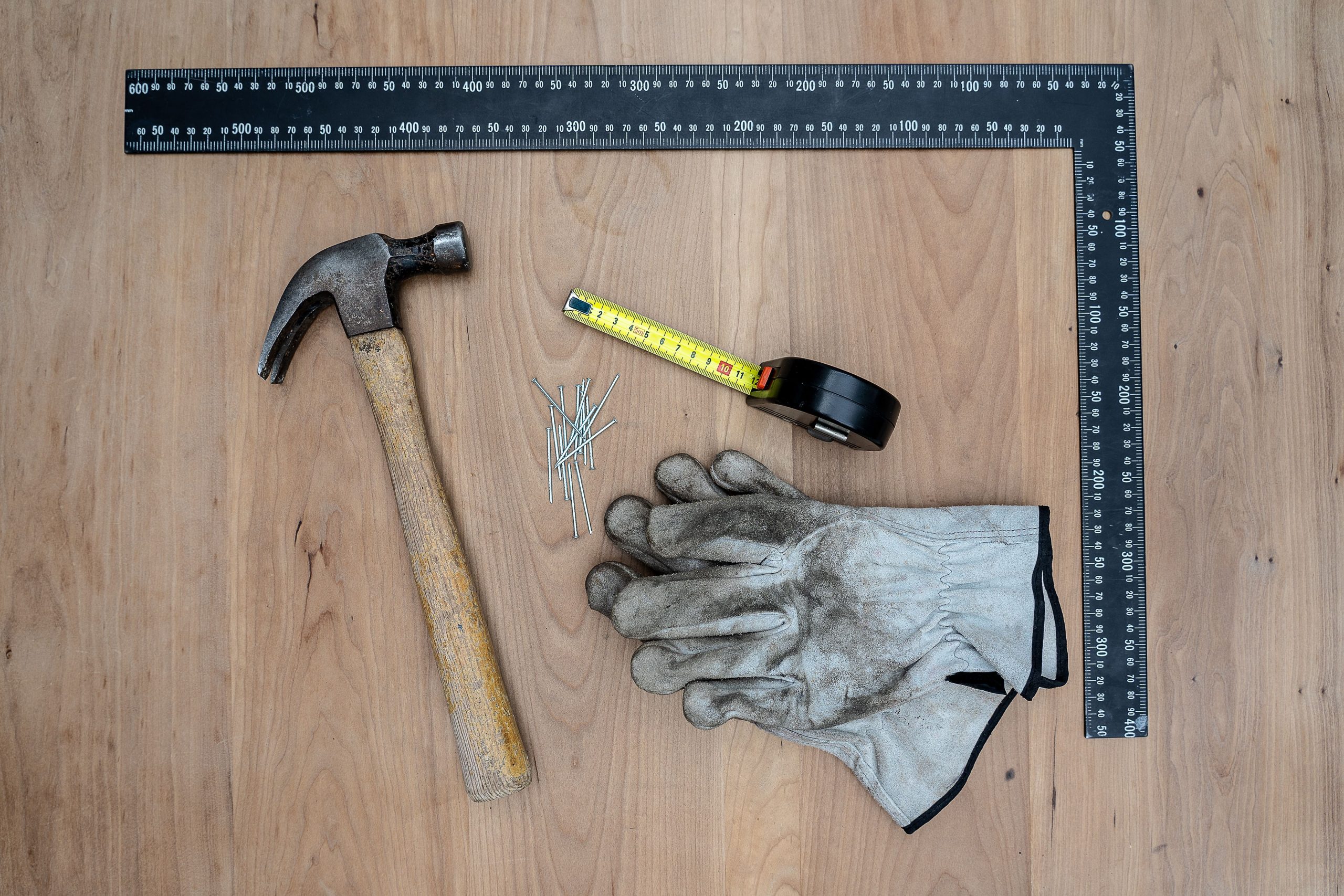 Outils menuiserie massette gants bois